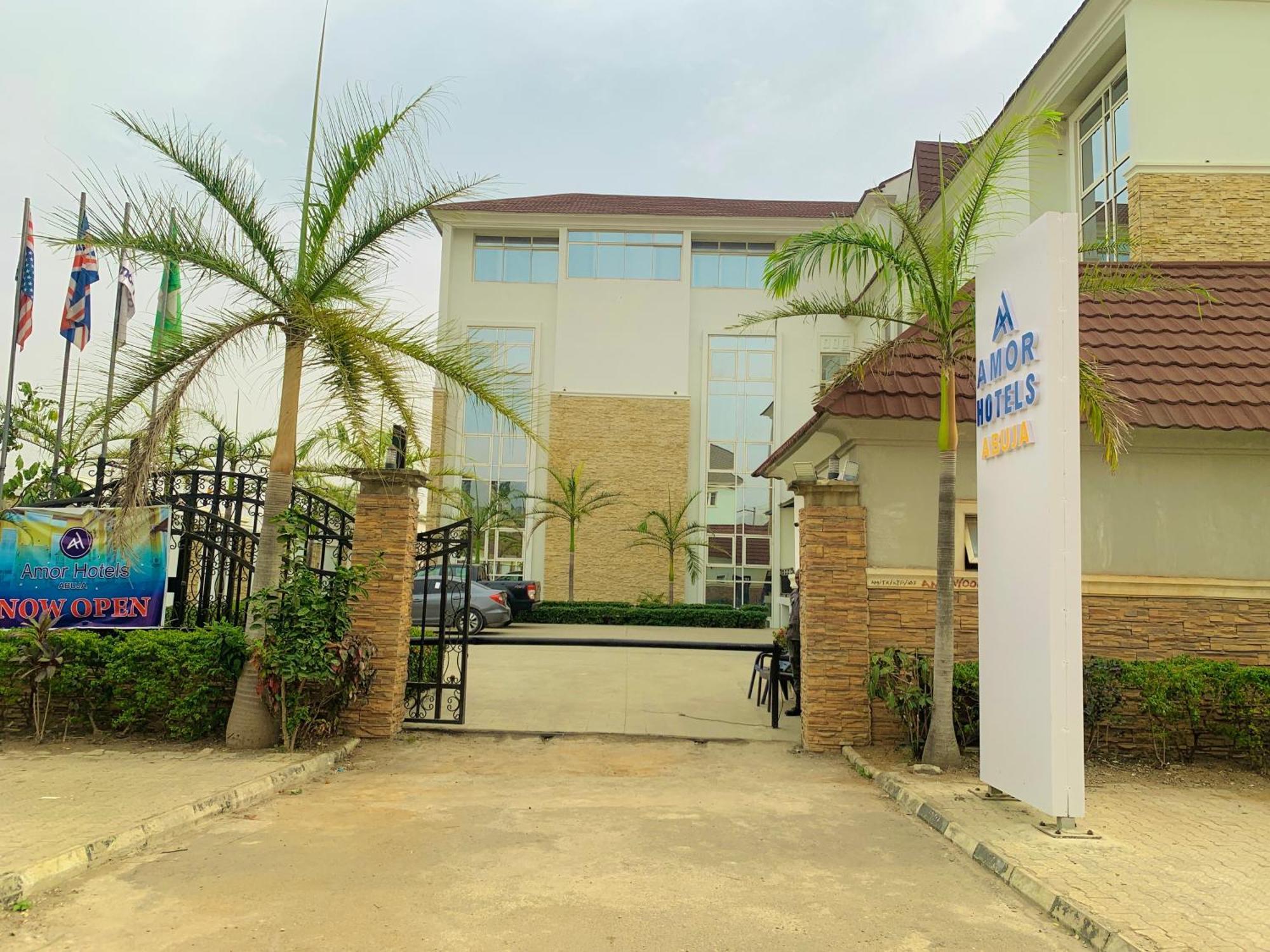 Amor Hotels Abuja Exterior photo