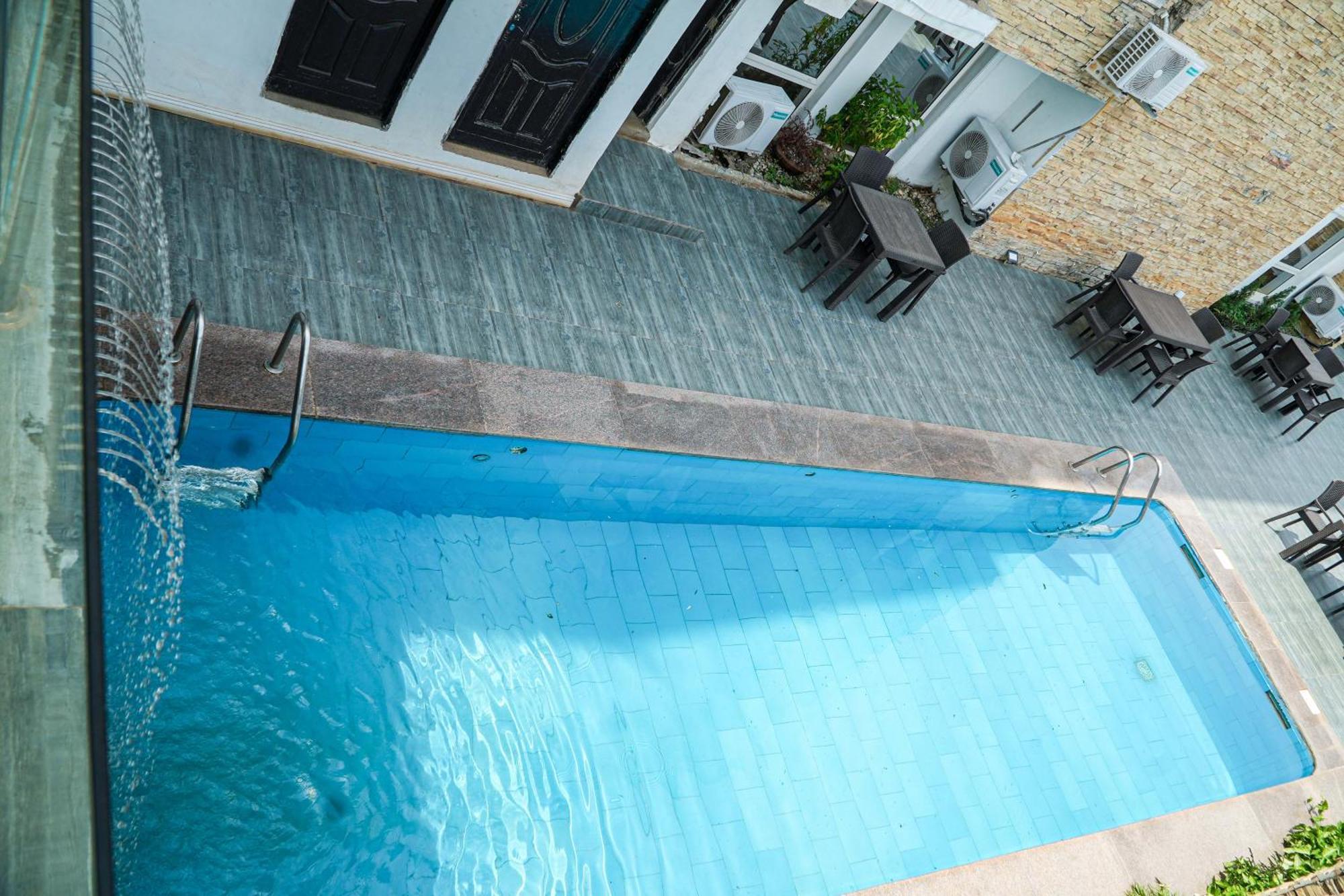 Amor Hotels Abuja Exterior photo